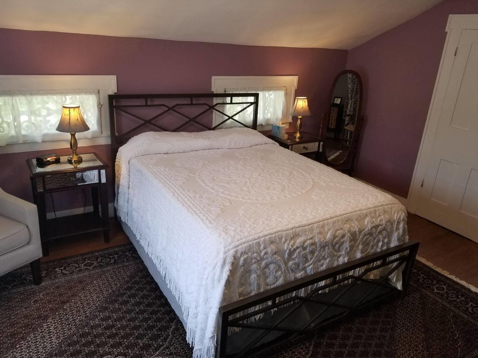 The Blackberry Inn Bed & Breakfast Watkins Glen Kültér fotó